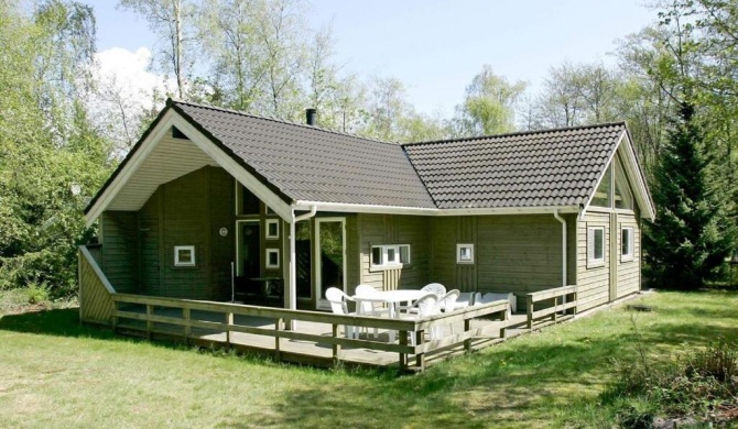 Cozy Holiday Home in Aakirkeby with Beach nearby