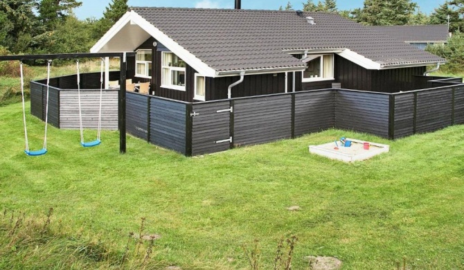 Three-Bedroom Holiday home in Blåvand 30