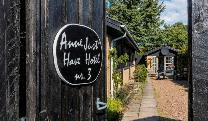 Anne Just's Havehotel