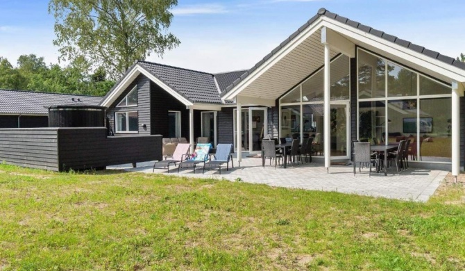 Holiday home Børkop LX