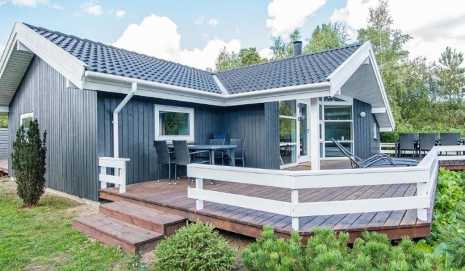 Beautful Holiday Home in Ebeltoft with Sauna