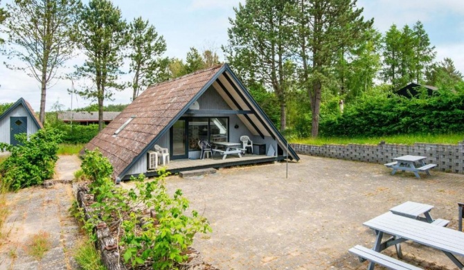 Peaceful Holiday Home in Ebeltoft near Sea