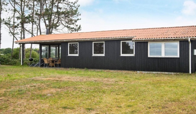 Sea side Holiday Home in Ebeltoft with Sauna