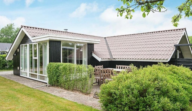 Luxurious Holiday Home in Esbjerg near Sea