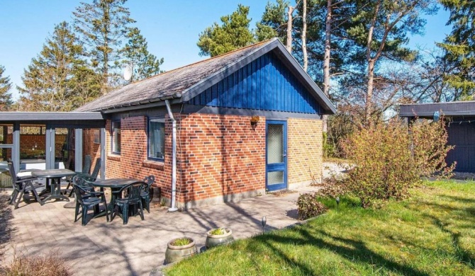 6 person holiday home in F rvang