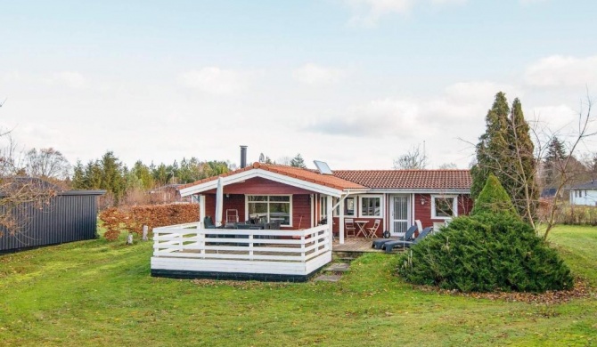 Beautiful Holiday Home in Glesborg with Terrace