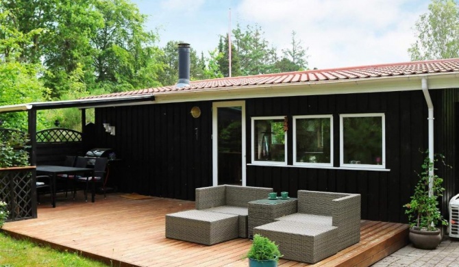 4 person holiday home in Hadsund