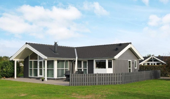 5 star holiday home in Hadsund