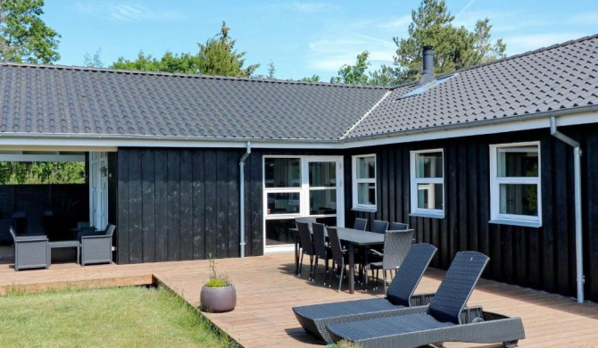 5 star holiday home in Hadsund