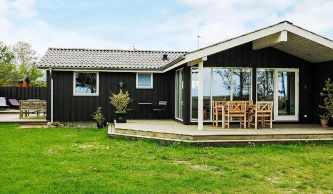 Cosy Holiday Home in Hadsund near Sea