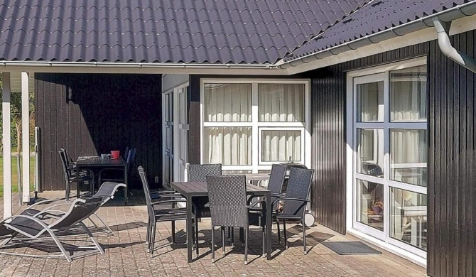 Four-Bedroom Holiday home in Hadsund 26