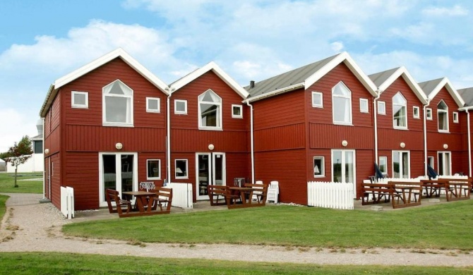 Two-Bedroom Holiday home in Hadsund 11