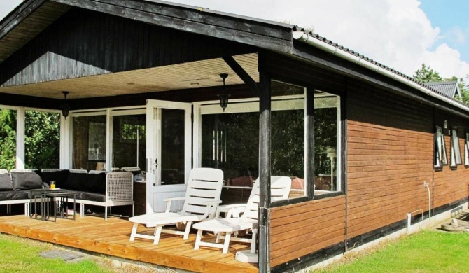 Three-Bedroom Holiday home in Hals 38