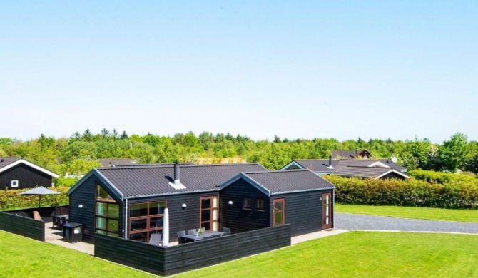 Four-Bedroom Holiday home in Hemmet 6