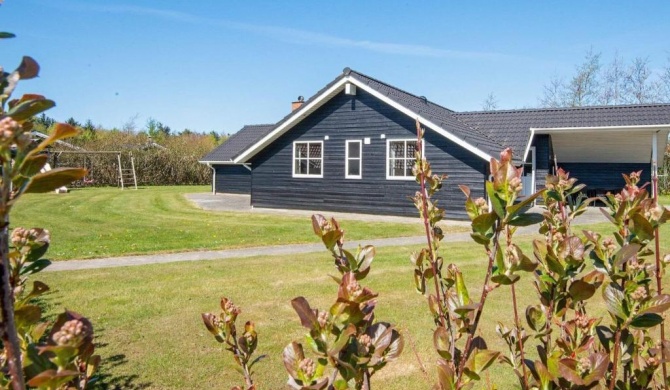 Three-Bedroom Holiday home in Hemmet 13