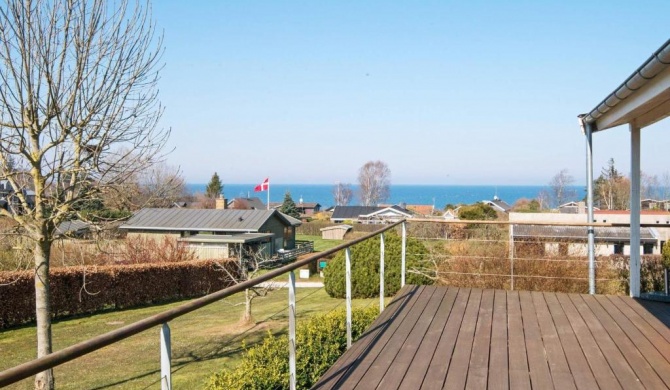 Charming Holiday Home in Alling bro Near the Coast