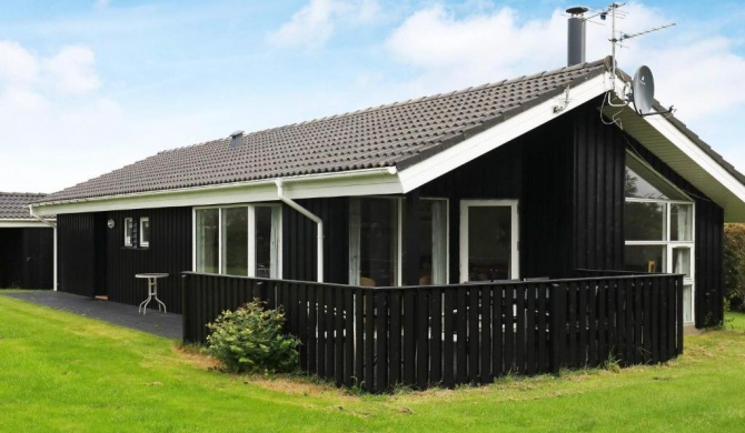 Fancy Holiday Home in Hj rring with Sauna