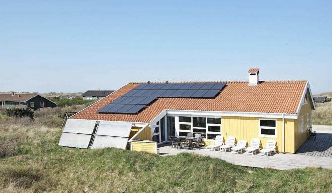 Five-Bedroom Holiday home in Hjørring 2