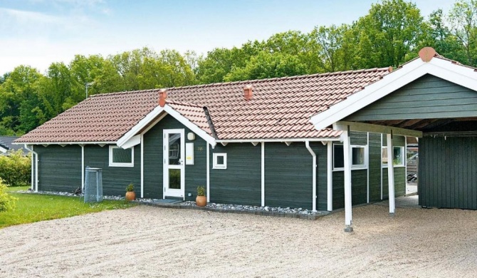 Gorgeous Holiday Home in Juelsminde near Sea