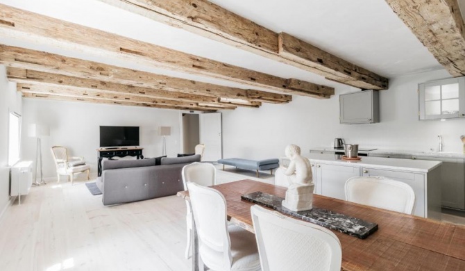 110SQM Extravagant Luxury Apartment - Heart Of Copenhagen