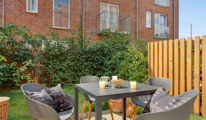 Fantastic 3-bedroom Townhouse with a Private Terrace in Copenhagen Orestad