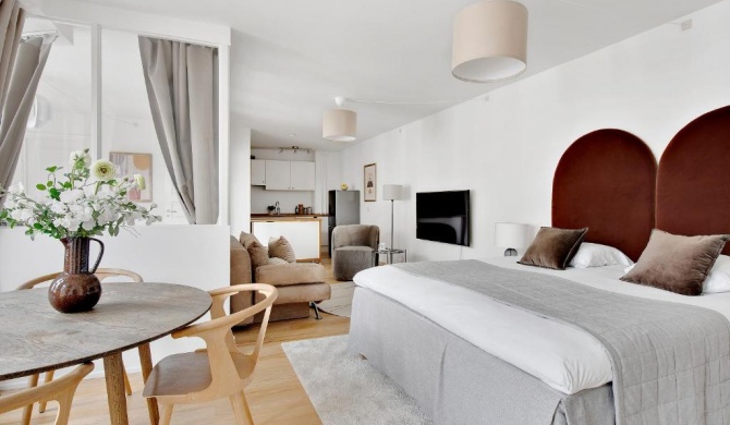 Spacious modern 1-bedroom apartment with a balcony in Copenhagen downtown