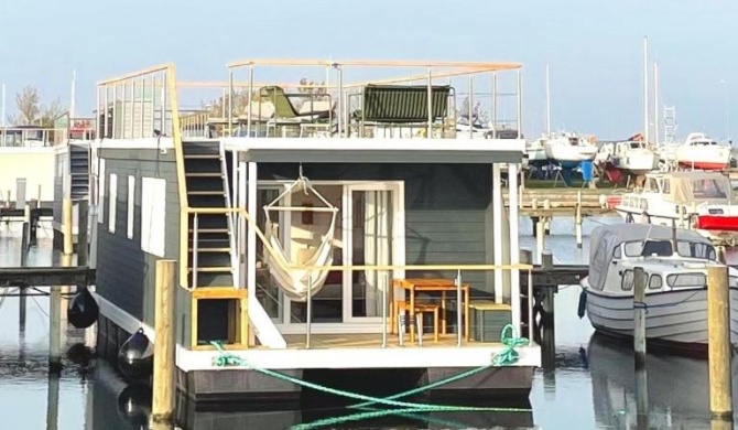 Bruntje - Stern Hausboot
