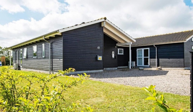 Three-Bedroom Holiday home in Oksbøl 27