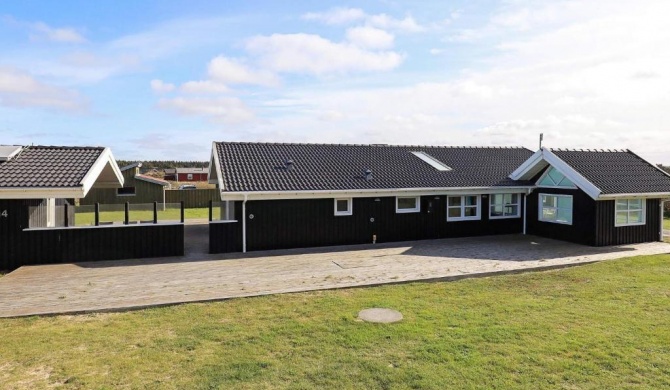 Four-Bedroom Holiday home in Løkken 28