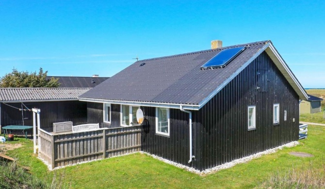 Three-Bedroom Holiday home in Løkken 38