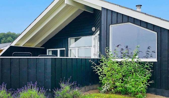 Three-Bedroom Holiday home in Sjølund 1