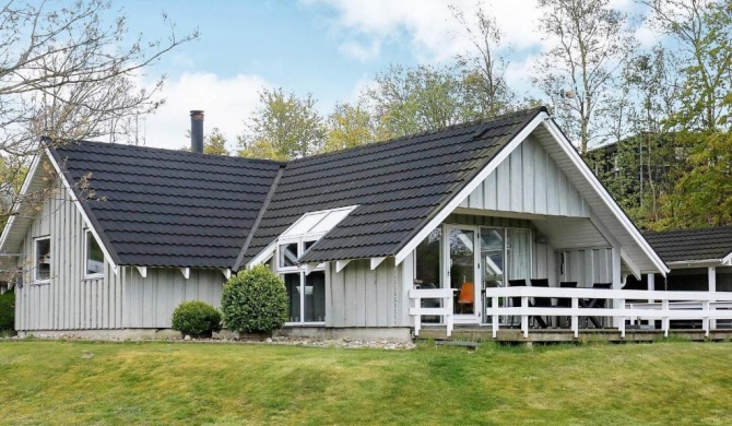 Quaint Holiday Home in Jutland with Sauna