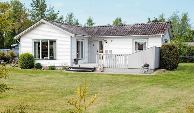 Three-Bedroom Holiday home in Stege 13