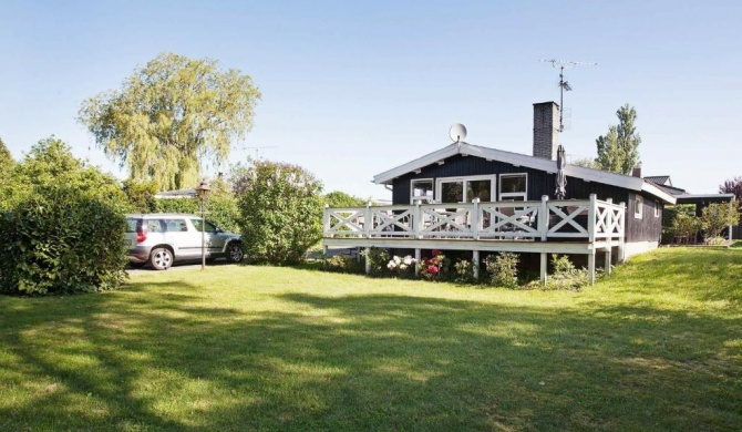 Spacious Holiday Home in F revejle Amidst Nature