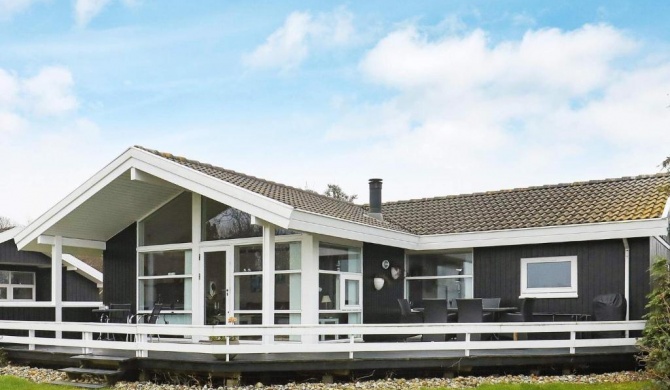 Sprawling Holiday Home in Syddanmark with Whirlpool