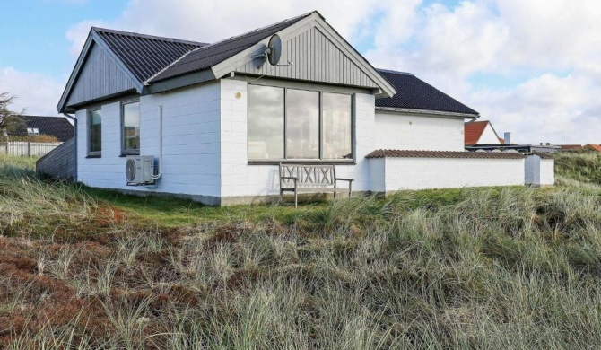 Gorgeous Holiday Home in Jutland near Sea