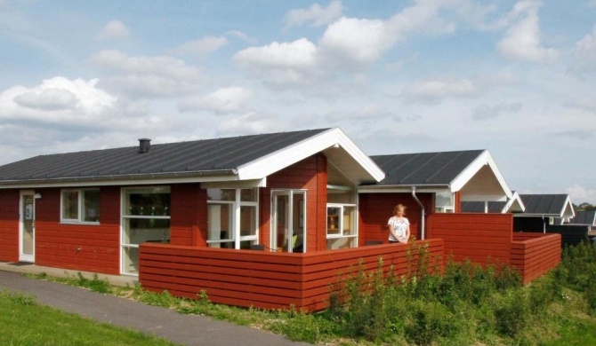 Spacious Holiday Home in Tranek r near the Sea