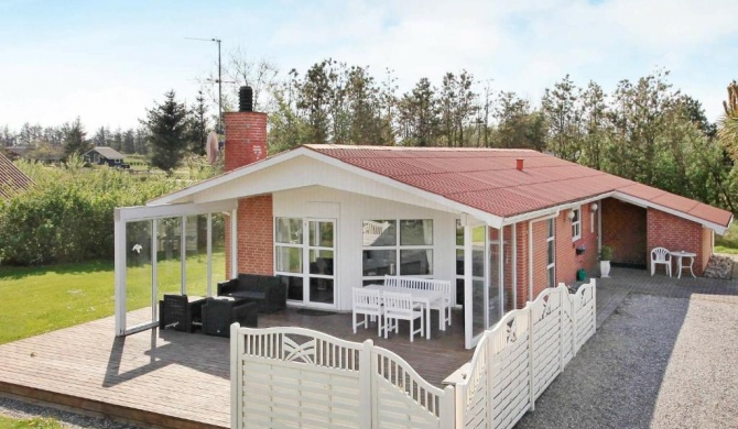 Splendid Holiday Home in Ulfborg with Barbecue on Terrace